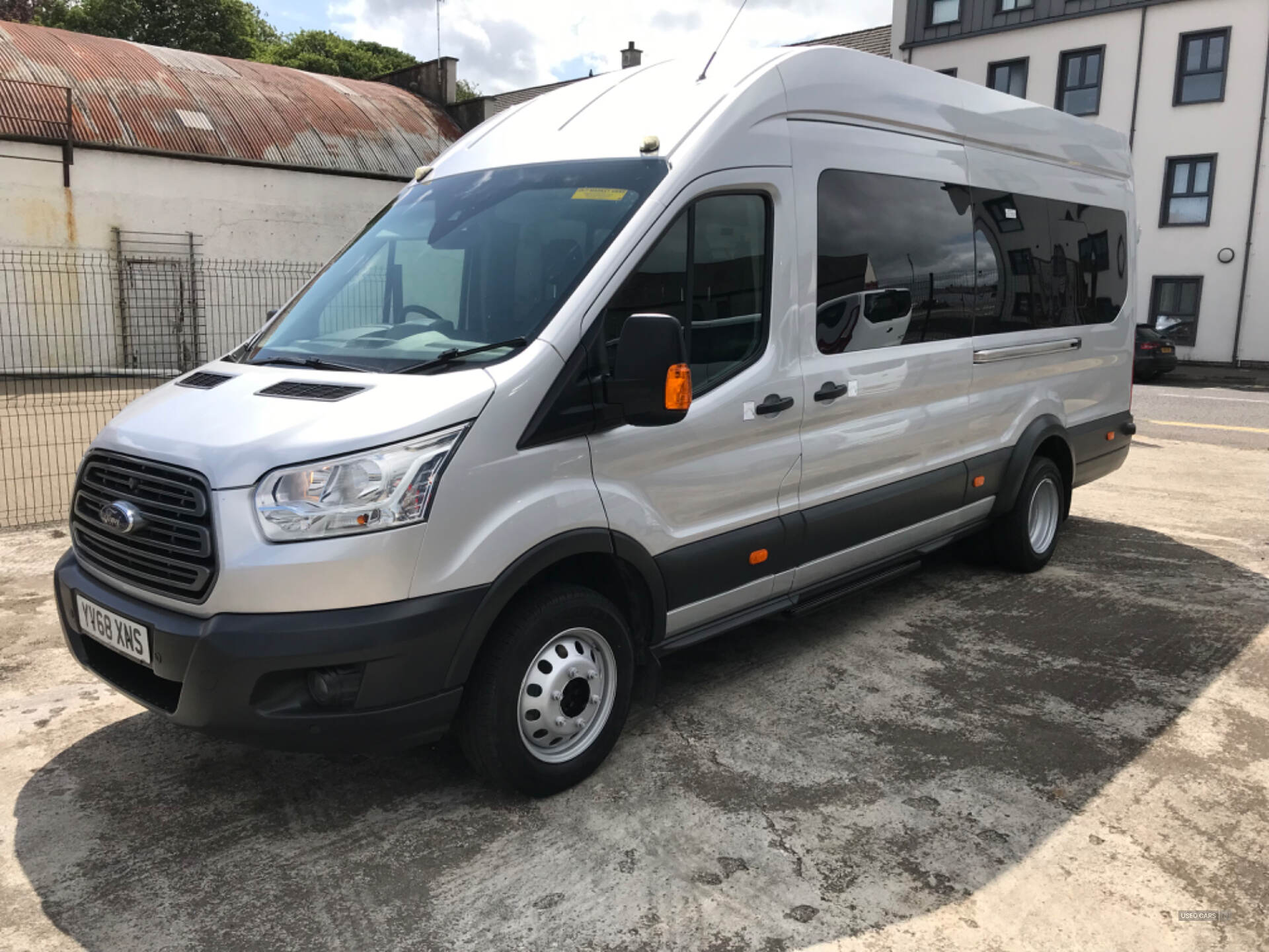 Ford Transit 460 L4 MINIBUS DIESEL RWD in Antrim