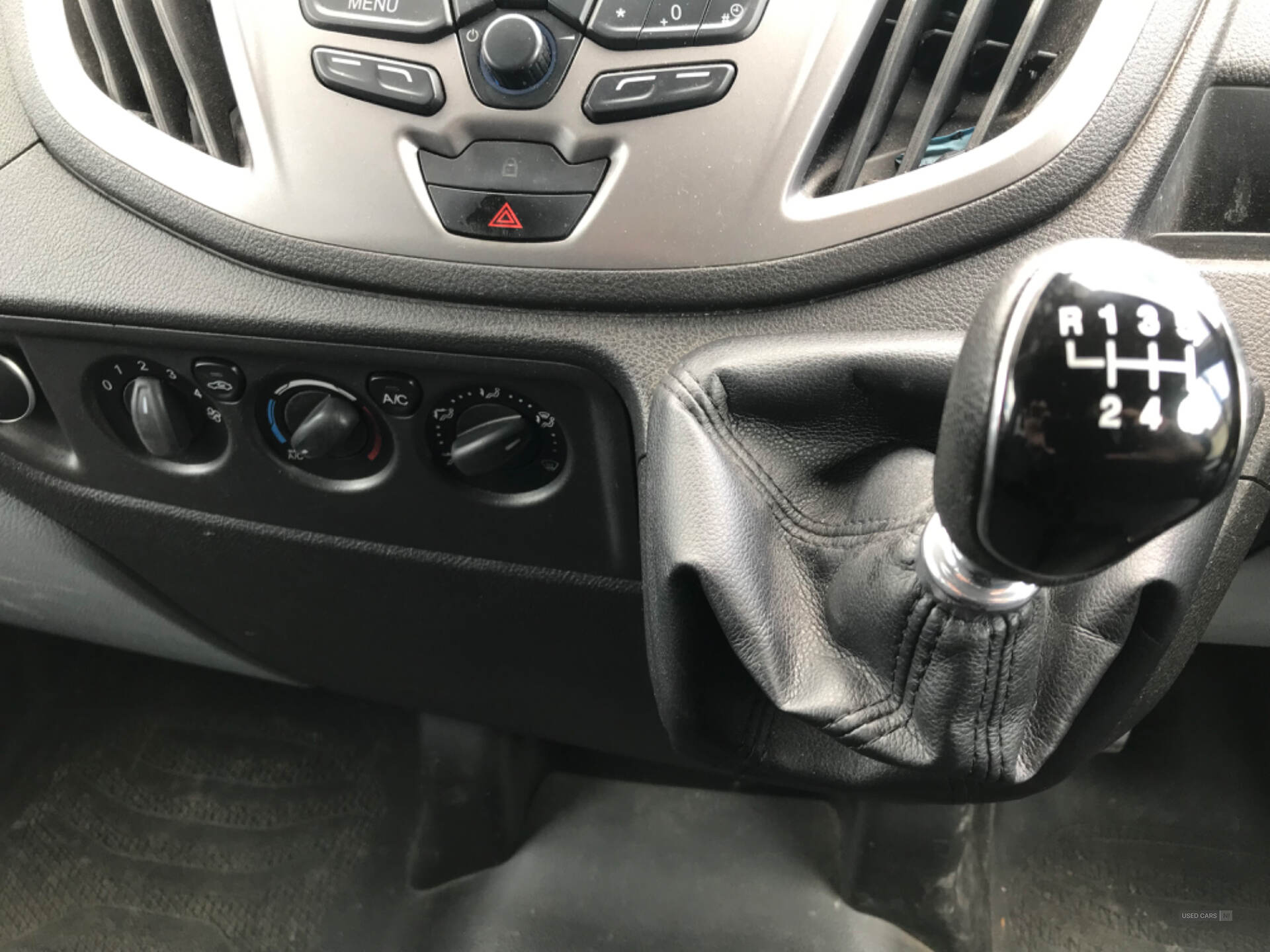 Ford Transit 460 L4 MINIBUS DIESEL RWD in Antrim