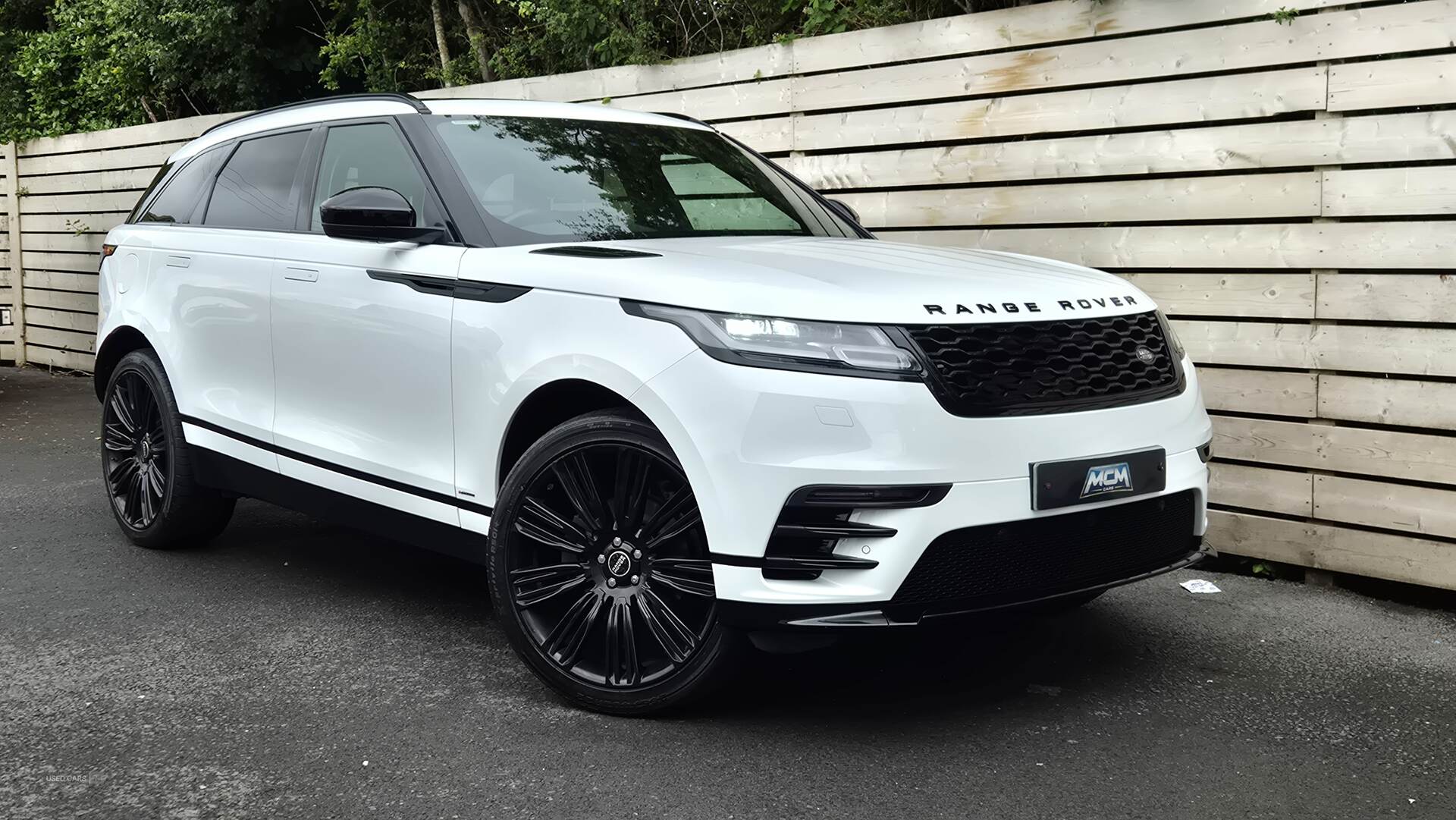Land Rover Range Rover Velar DIESEL ESTATE in Antrim