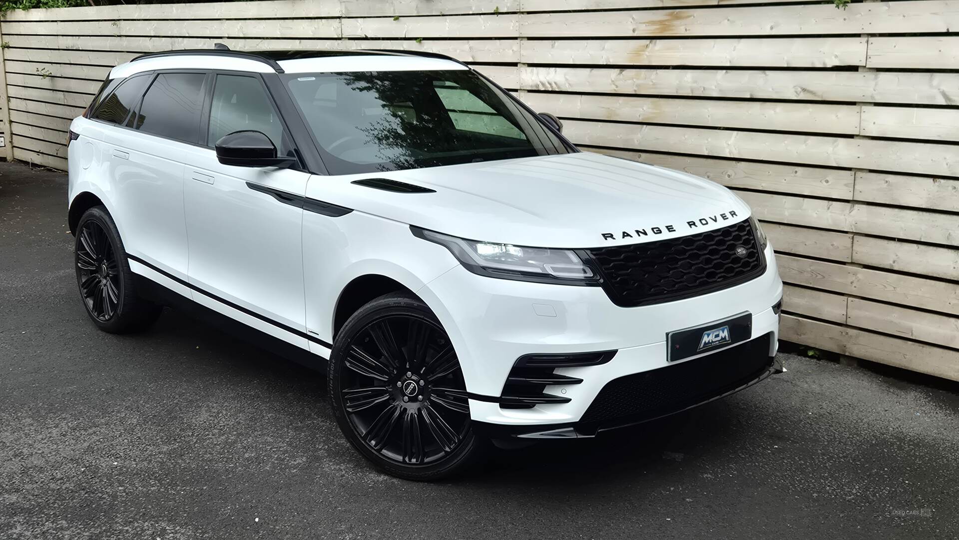 Land Rover Range Rover Velar DIESEL ESTATE in Antrim