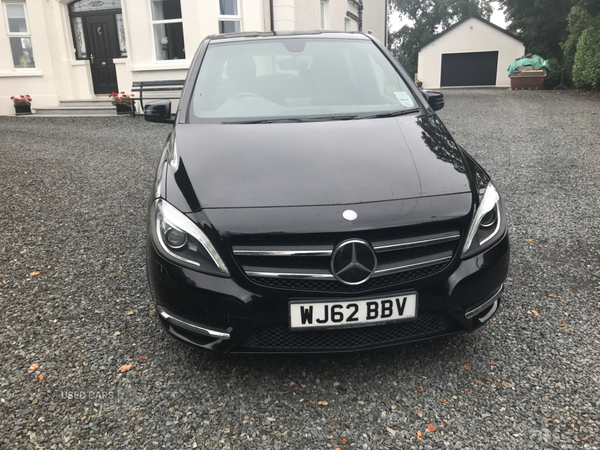 Mercedes B-Class DIESEL HATCHBACK in Down