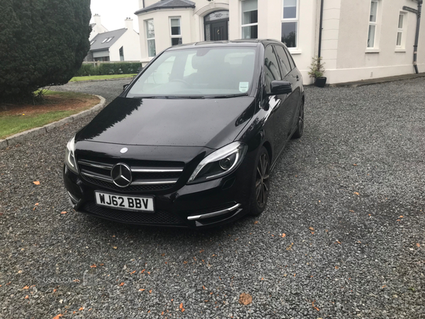 Mercedes B-Class DIESEL HATCHBACK in Down
