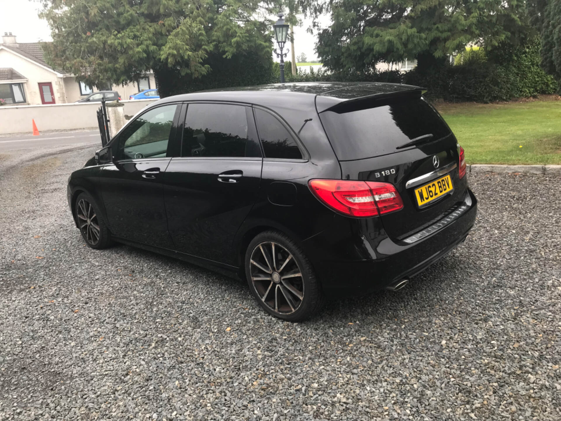 Mercedes B-Class DIESEL HATCHBACK in Down