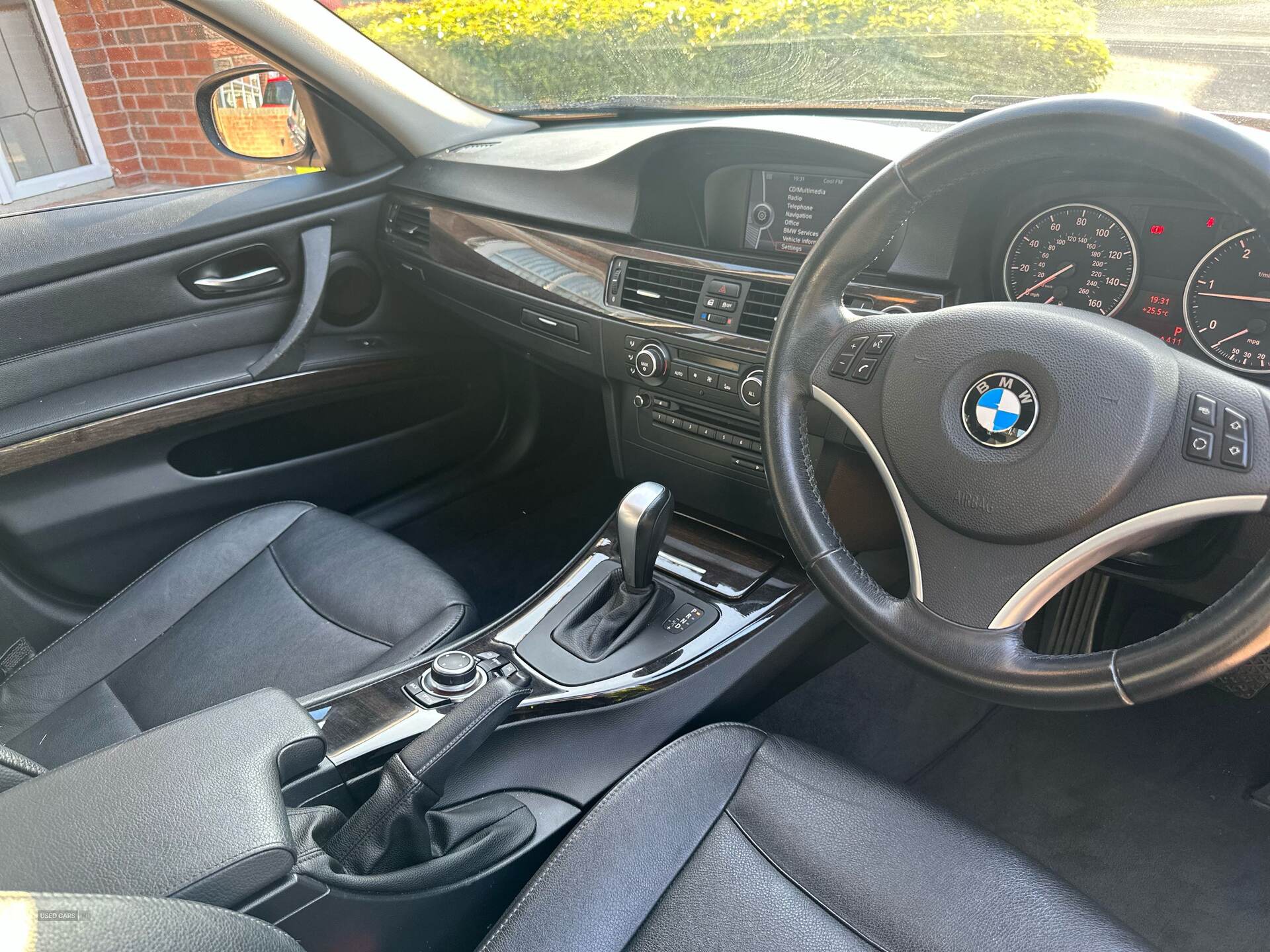 Oct 2011 BMW 3 Series 320d [184] Exclusive Edition 4dr Step Auto