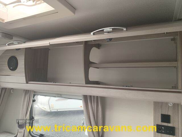 2021 Elddis Avante 586/6, Fixed Bunks, 1 Owner