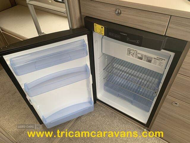 2021 Elddis Avante 586/6, Fixed Bunks, 1 Owner