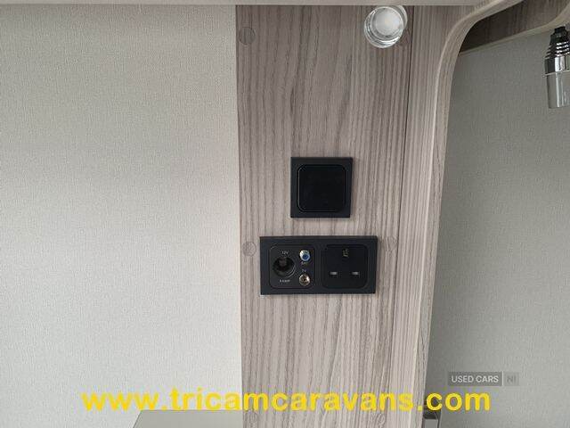 2021 Elddis Avante 586/6, Fixed Bunks, 1 Owner