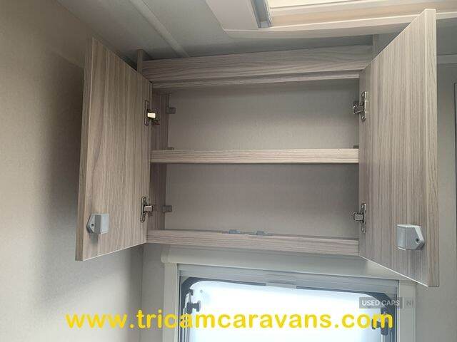 2021 Elddis Avante 586/6, Fixed Bunks, 1 Owner