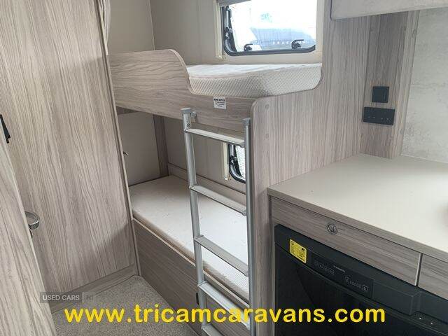  2021 Elddis Avante 586/6, Fixed Bunks, 1 Owner