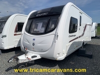 Swift Challenger 580/4, Transverse Bed in Down