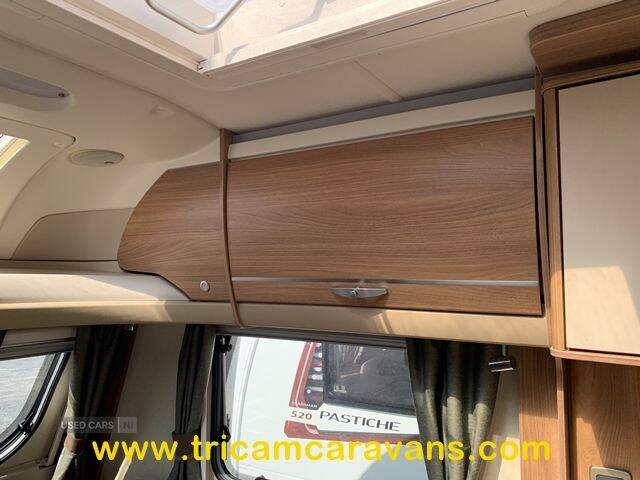  2012 Swift Challenger 580/4, Transverse Bed