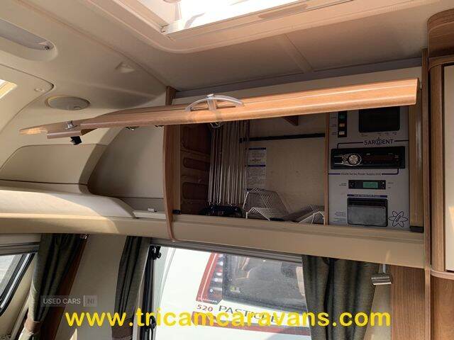  2012 Swift Challenger 580/4, Transverse Bed