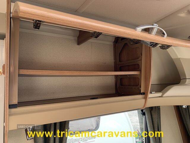  2012 Swift Challenger 580/4, Transverse Bed