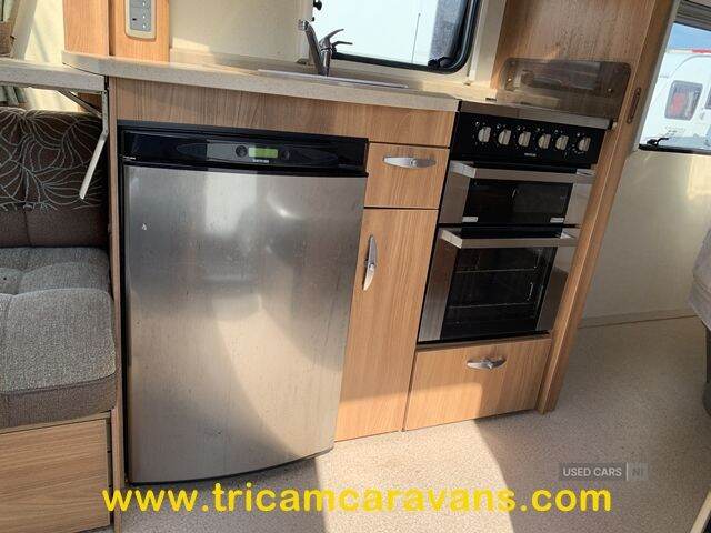  2012 Swift Challenger 580/4, Transverse Bed