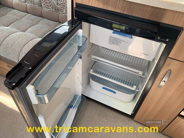  2012 Swift Challenger 580/4, Transverse Bed