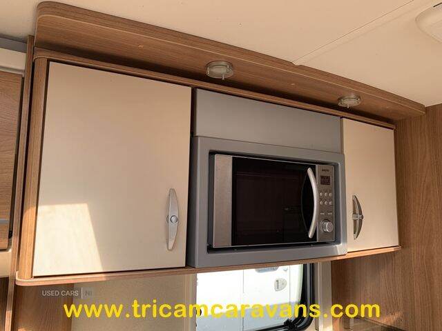  2012 Swift Challenger 580/4, Transverse Bed