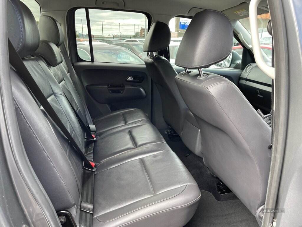 Oct 2016 Volkswagen Amarok D/Cab Pick Up Highline 2.0 BiTDI 180 BMT 4MTN Auto