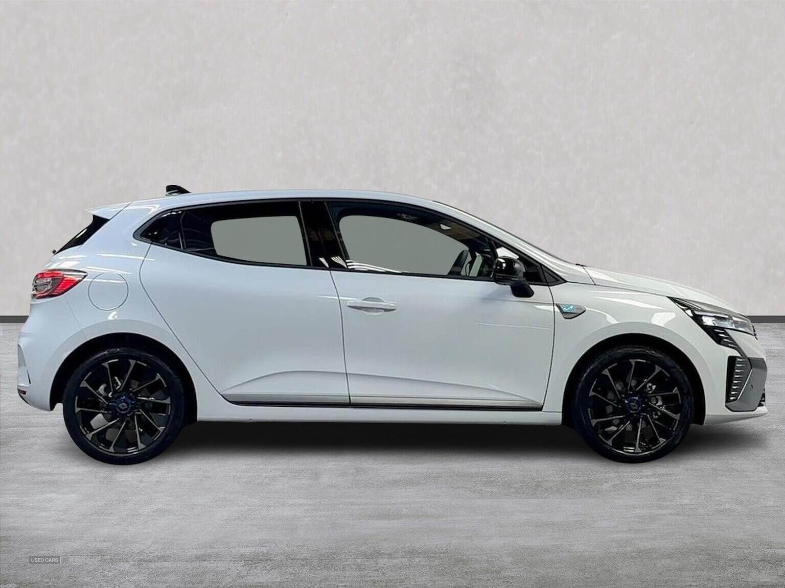 Jun 2025 Renault Clio 1.6 E-Tech Full Hybrid 145 Evolution 5Dr Auto
