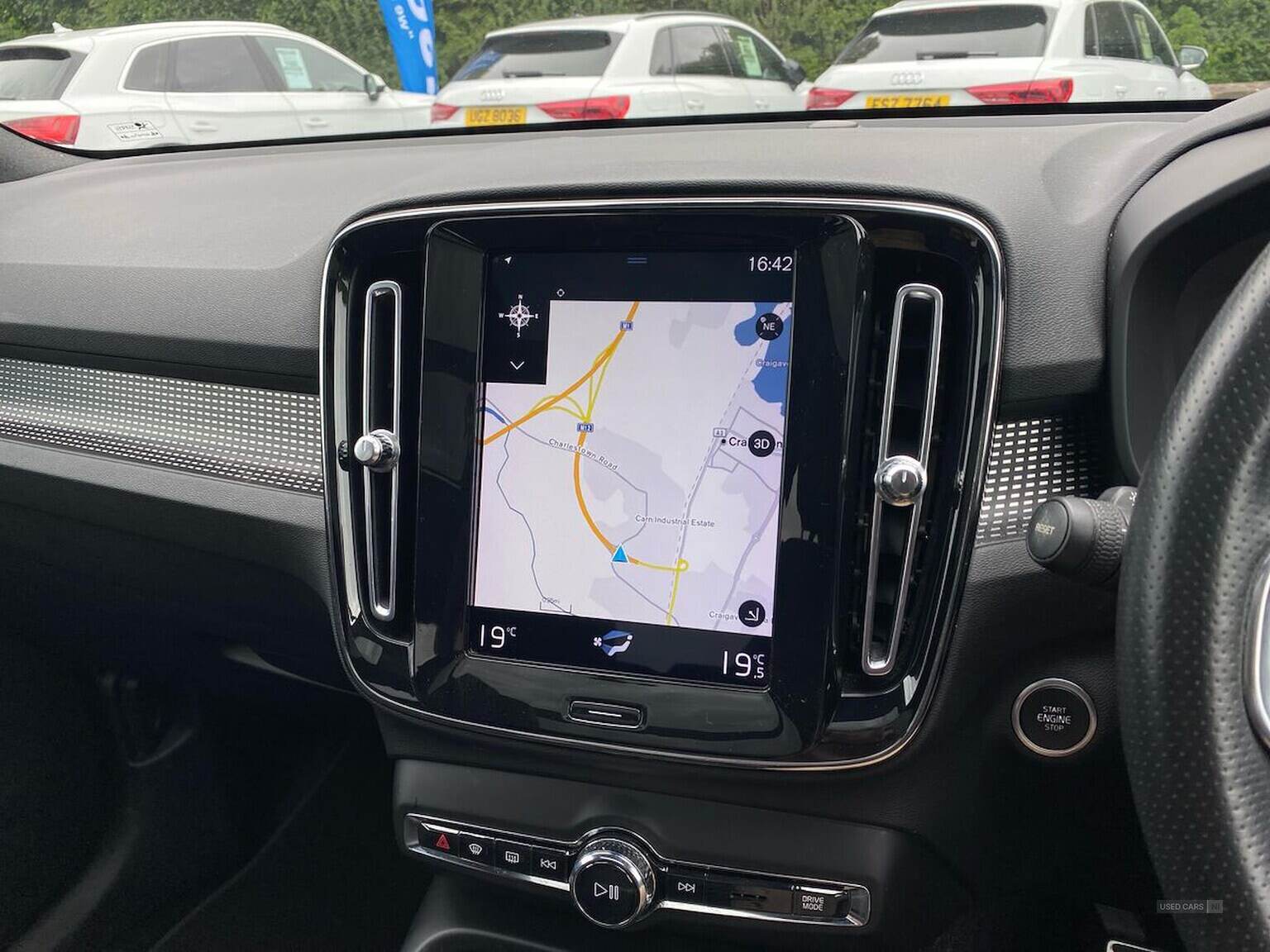 Sep 2018 Volvo XC40 1.5 T3 R Design 5Dr