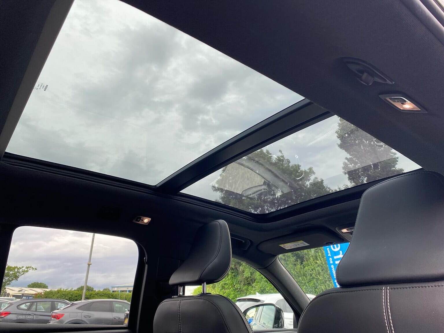 Sep 2018 Volvo XC40 1.5 T3 R Design 5Dr