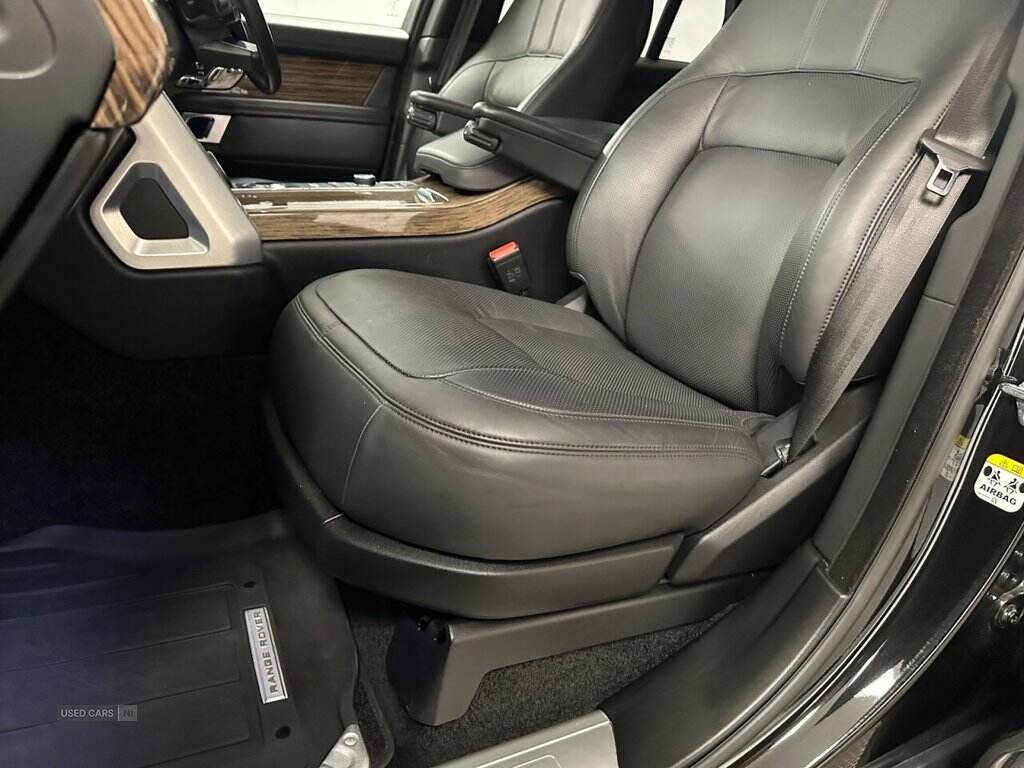 Sep 2019 Land Rover Range Rover 3.0 SDV6 Vogue 4dr Auto