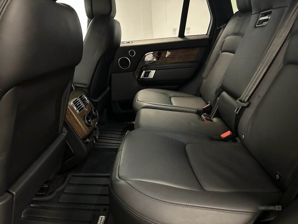 Sep 2019 Land Rover Range Rover 3.0 SDV6 Vogue 4dr Auto