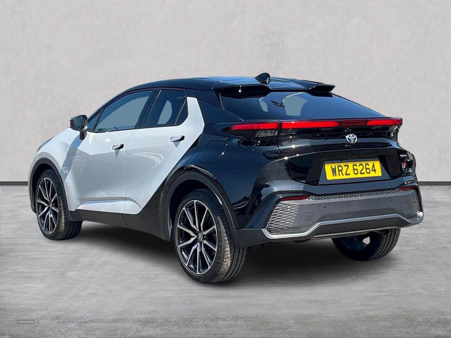 Mar 2025 Toyota C-HR 2.0 Hybrid Gr Sport 5Dr Cvt