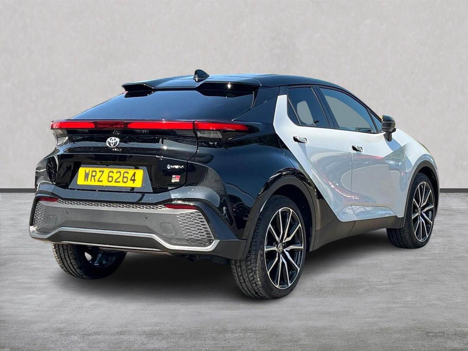 Mar 2025 Toyota C-HR 2.0 Hybrid Gr Sport 5Dr Cvt