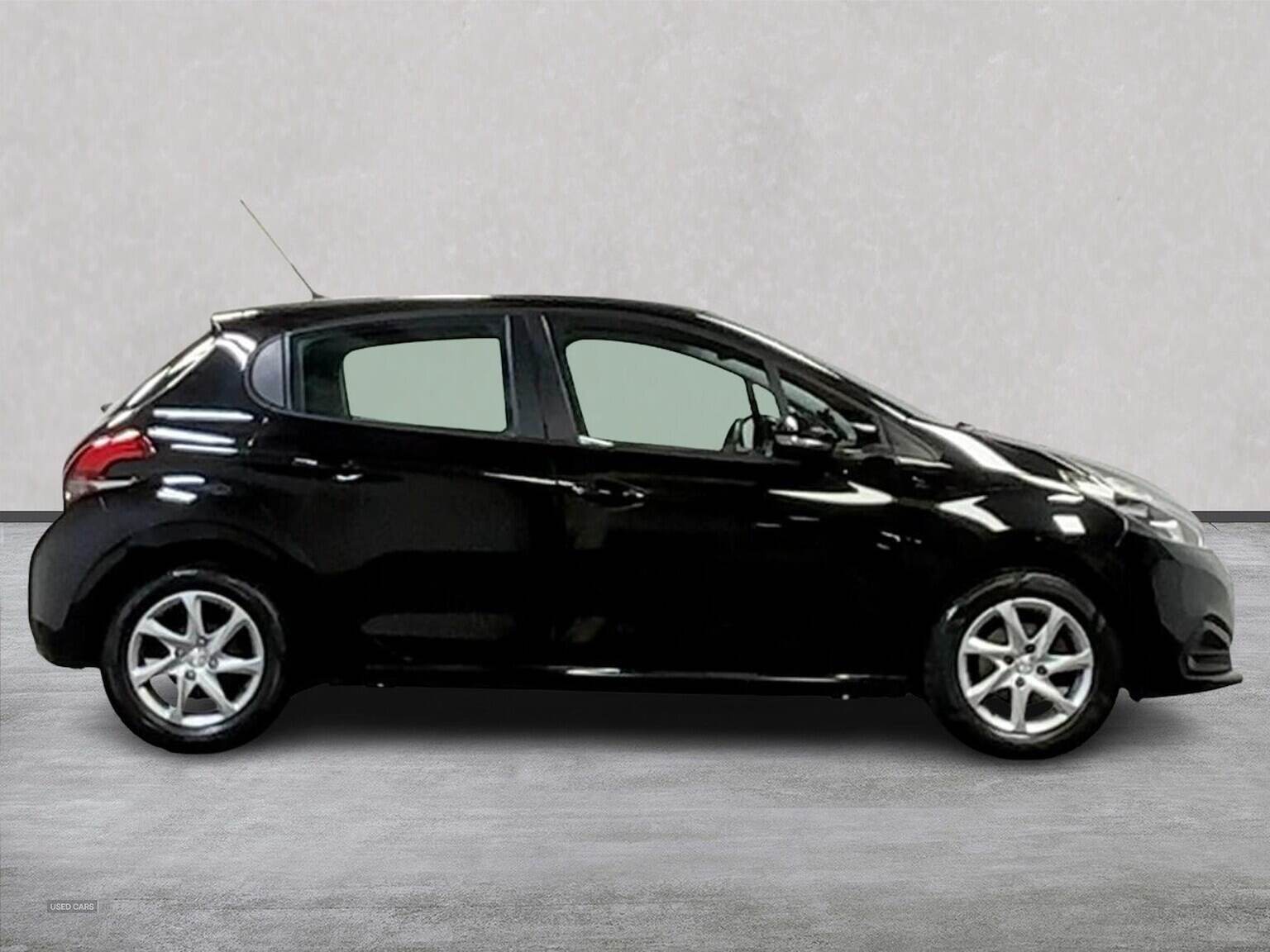 Dec 2017 Peugeot 208 1.2 Puretech 82 Active 5Dr