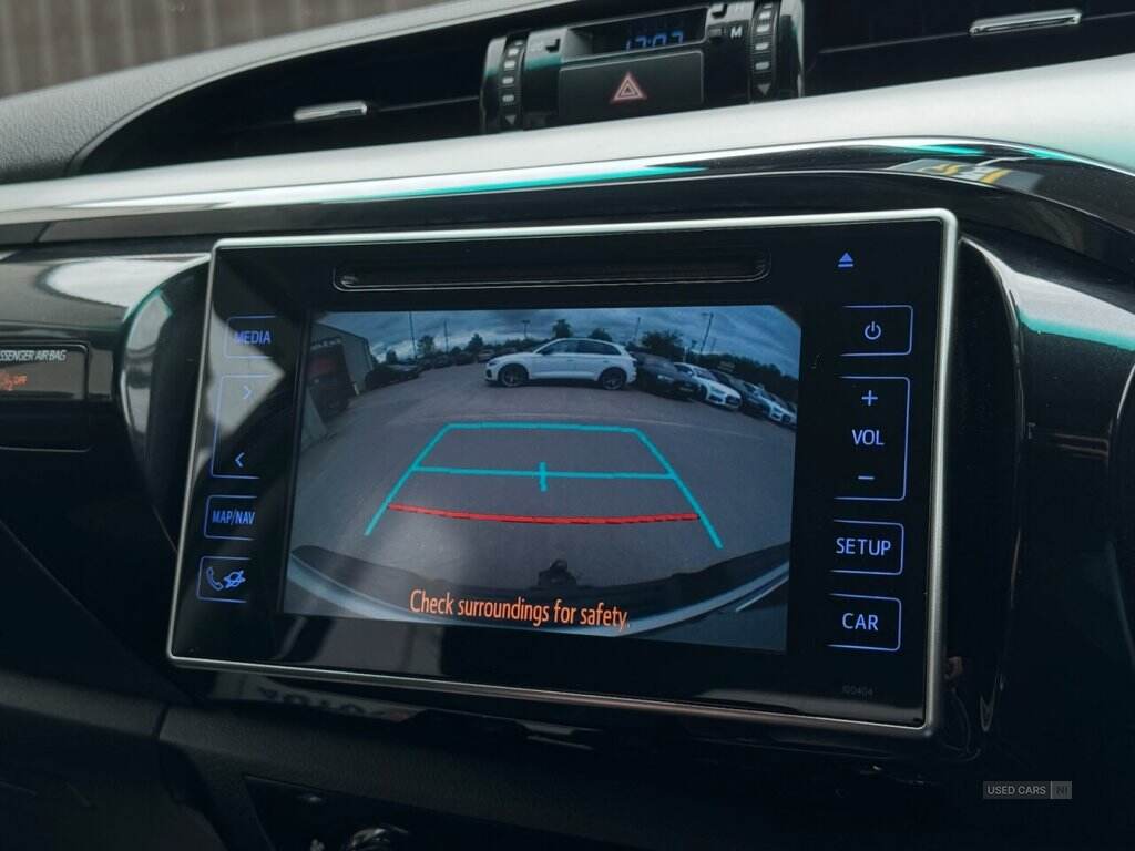 Nov 2019 Toyota Hi-lux Invincible D/Cab Pick Up 2.4 D-4D Auto