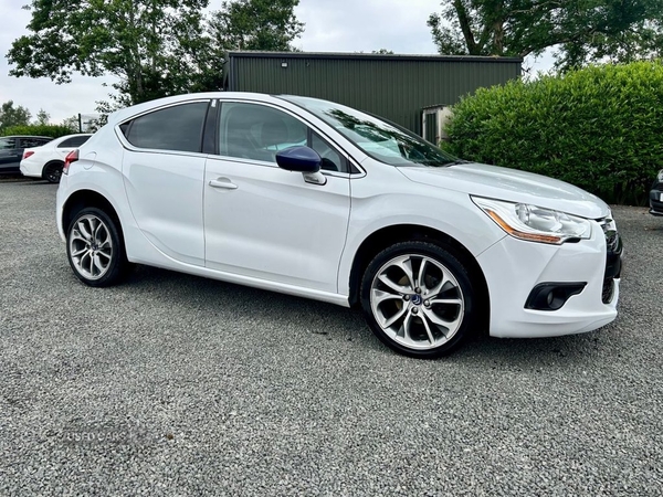 Citroen DS4 1.6 e-HDi Airdream DStyle Nav Hatchback 5dr Diesel Manual Euro 5 (s/s) (115 ps) in Antrim
