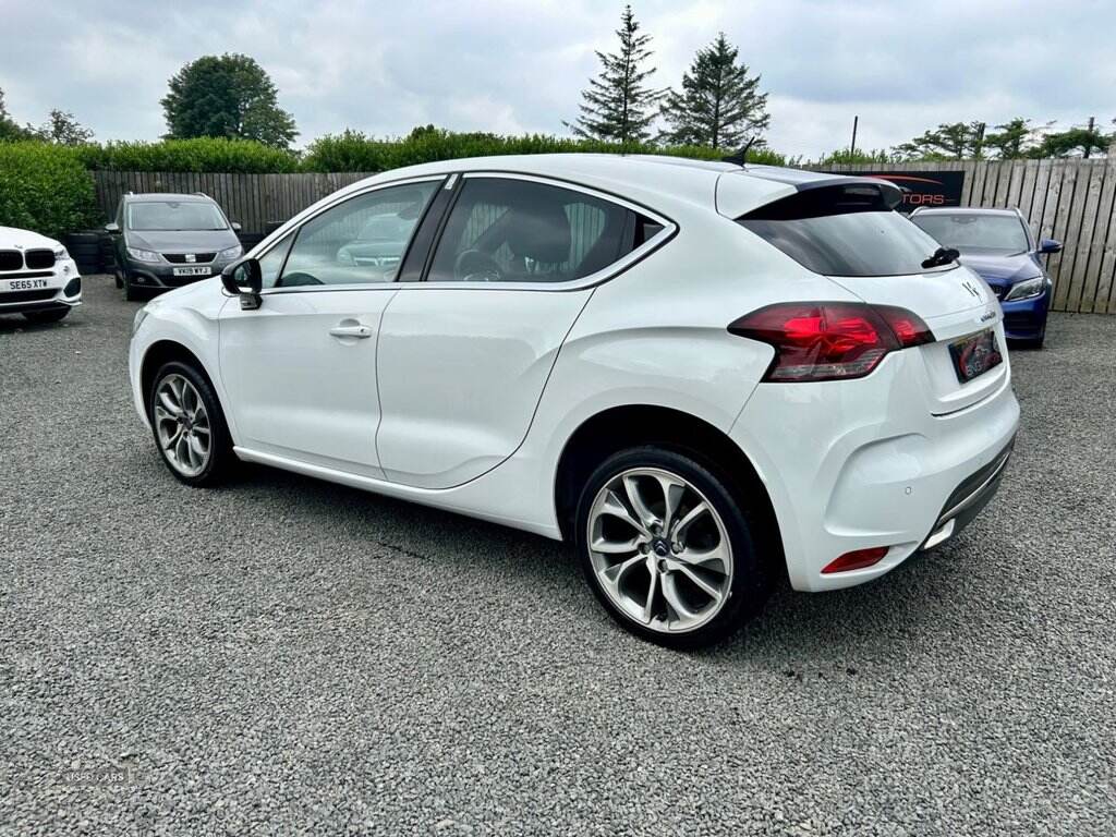 Citroen DS4 1.6 e-HDi Airdream DStyle Nav Hatchback 5dr Diesel Manual Euro 5 (s/s) (115 ps) in Antrim