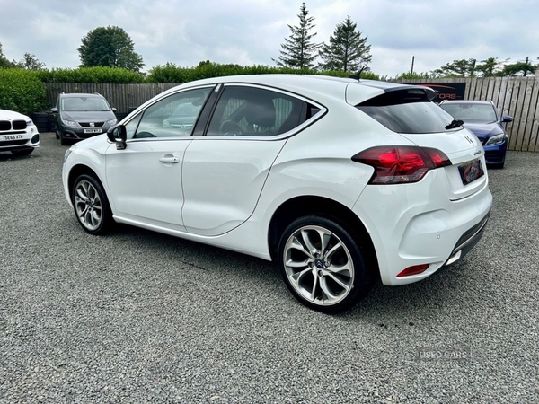 Citroen DS4 1.6 e-HDi Airdream DStyle Nav Hatchback 5dr Diesel Manual Euro 5 (s/s) (115 ps) in Antrim