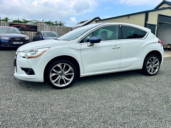 Citroen DS4 1.6 e-HDi Airdream DStyle Nav Hatchback 5dr Diesel Manual Euro 5 (s/s) (115 ps) in Antrim