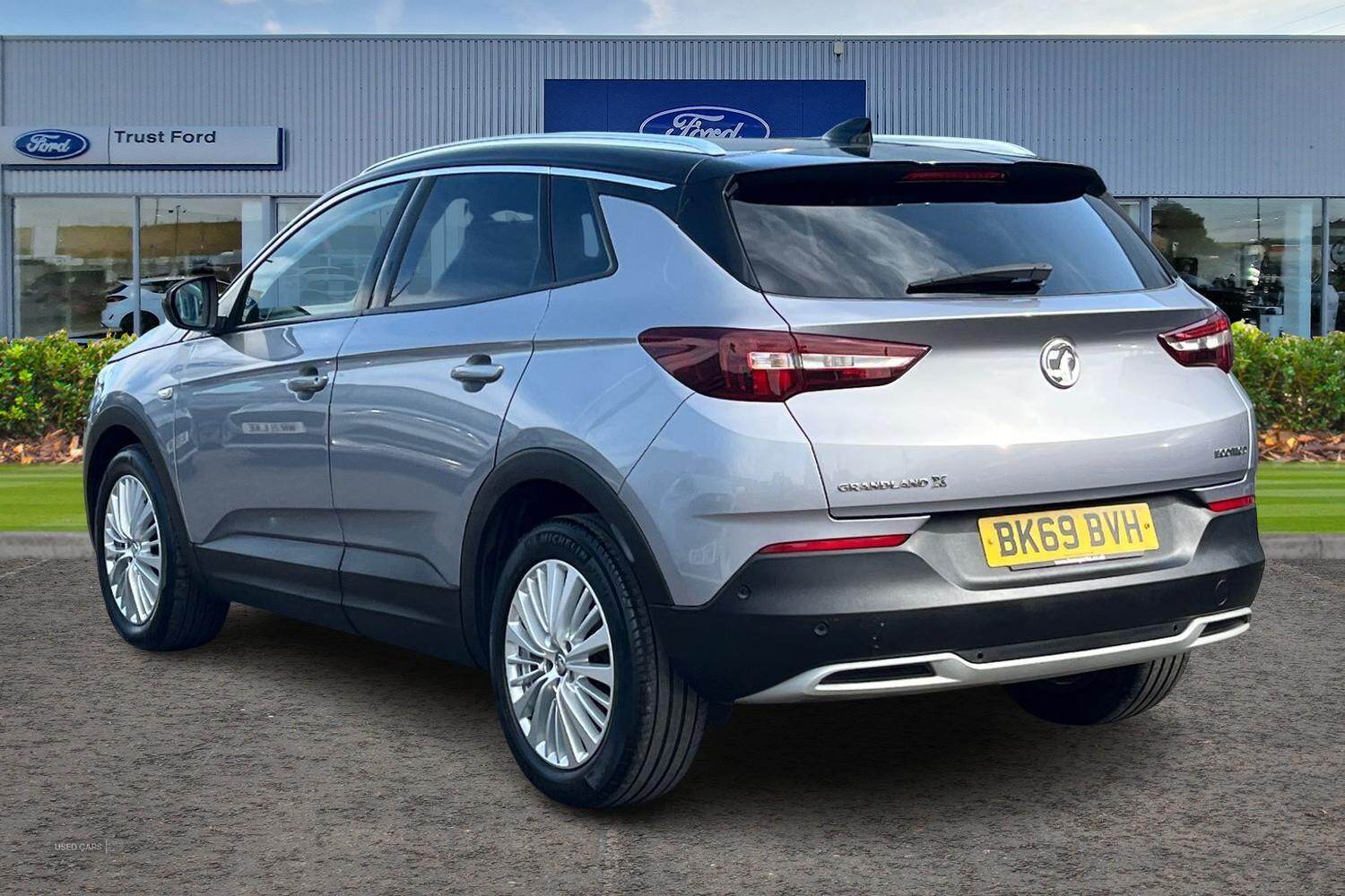 Feb 2020 Vauxhall Grandland X 1.5 Turbo D Business Edition Nav 5dr