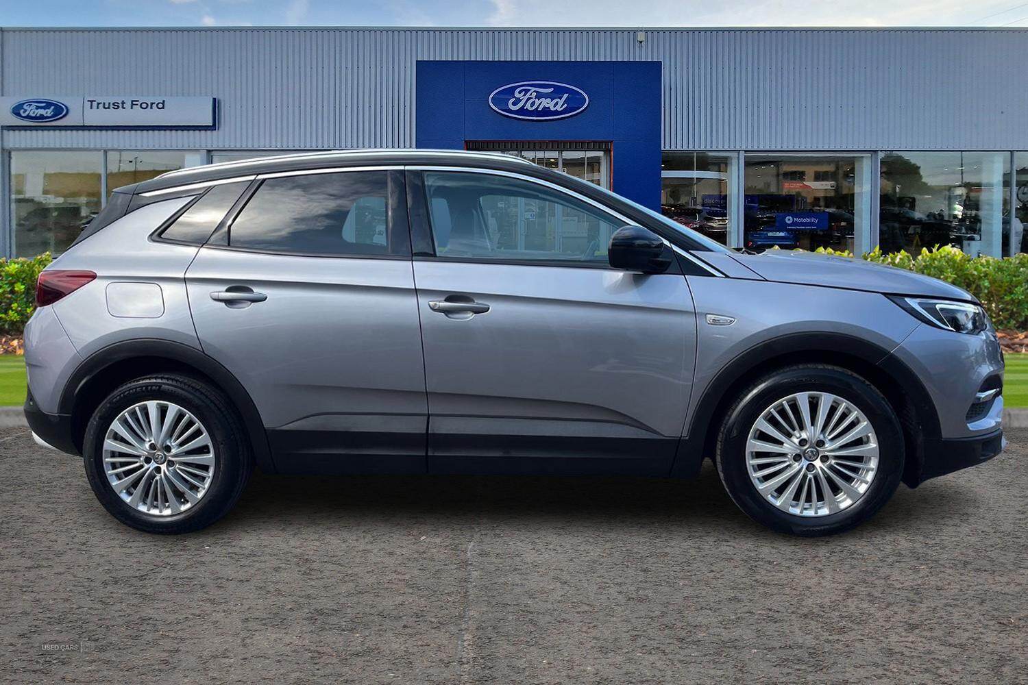 Feb 2020 Vauxhall Grandland X 1.5 Turbo D Business Edition Nav 5dr