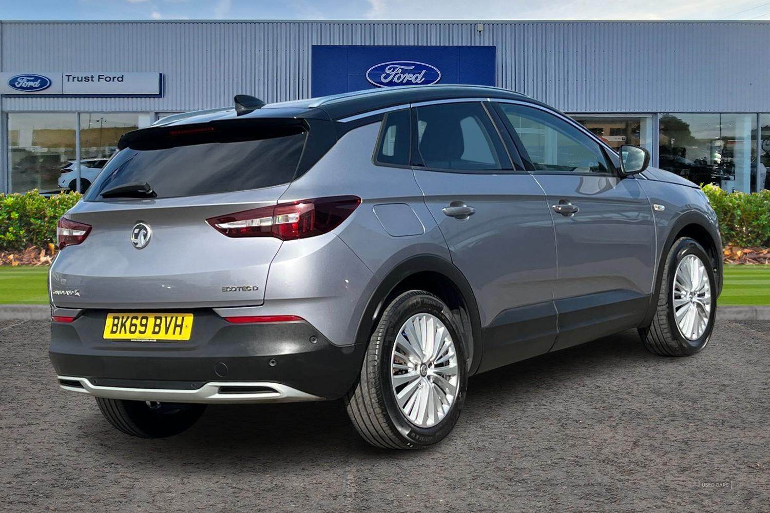 Feb 2020 Vauxhall Grandland X 1.5 Turbo D Business Edition Nav 5dr