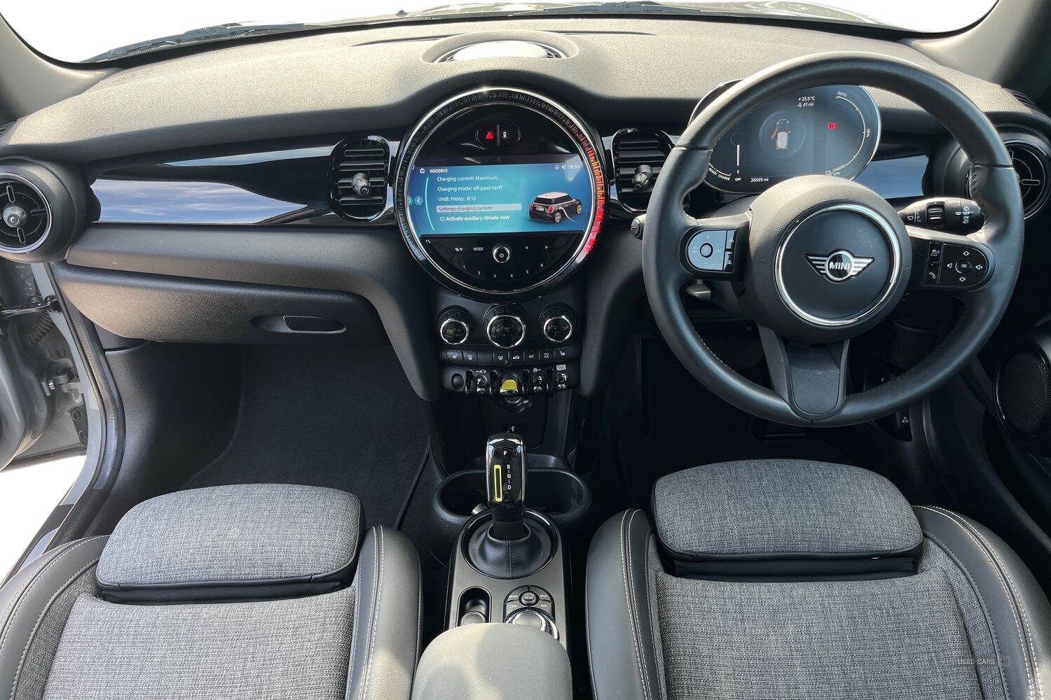 Nov 2021 MINI HATCHBACK 135kW Cooper S Level 2 33kWh 3dr Auto