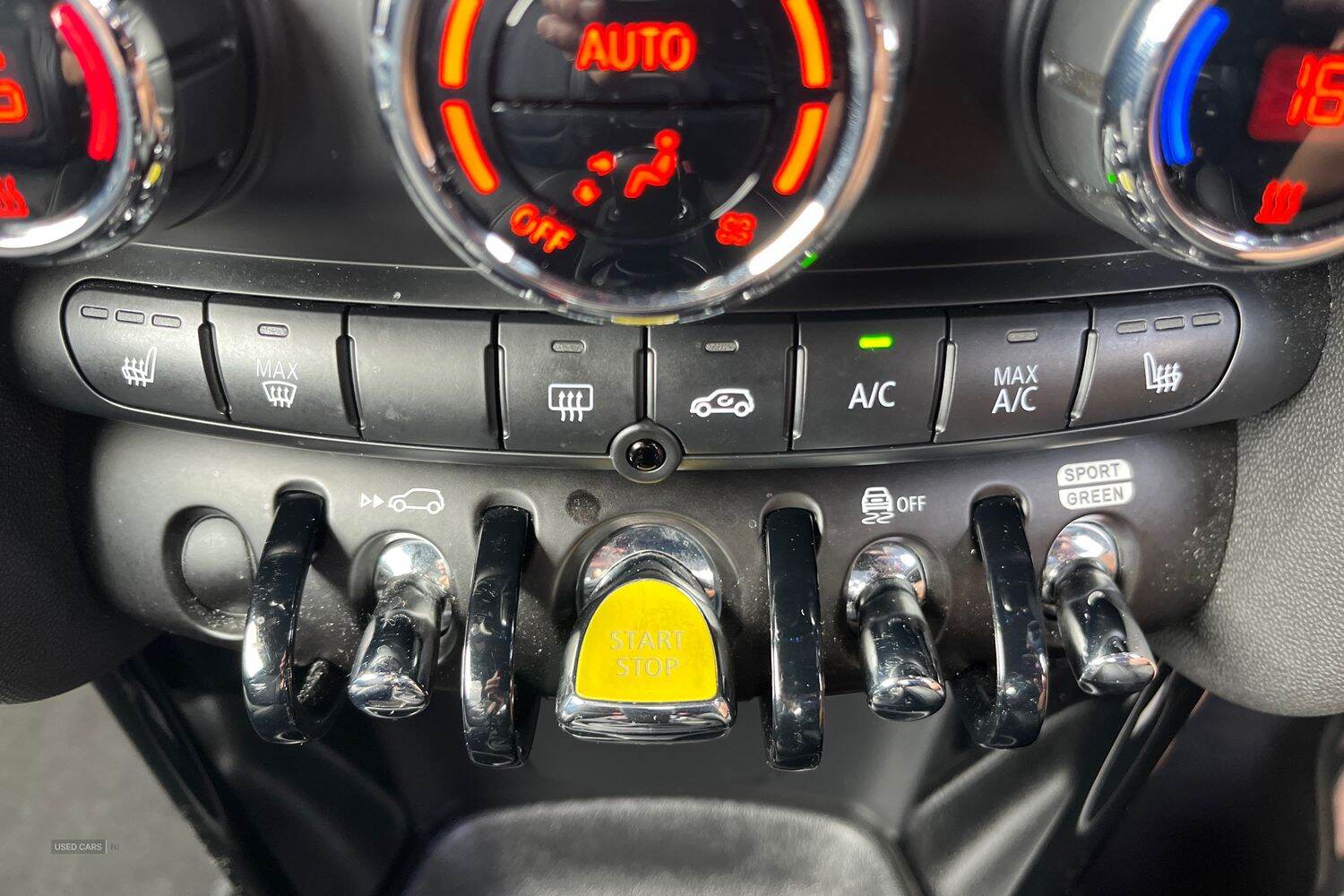 Nov 2021 MINI HATCHBACK 135kW Cooper S Level 2 33kWh 3dr Auto