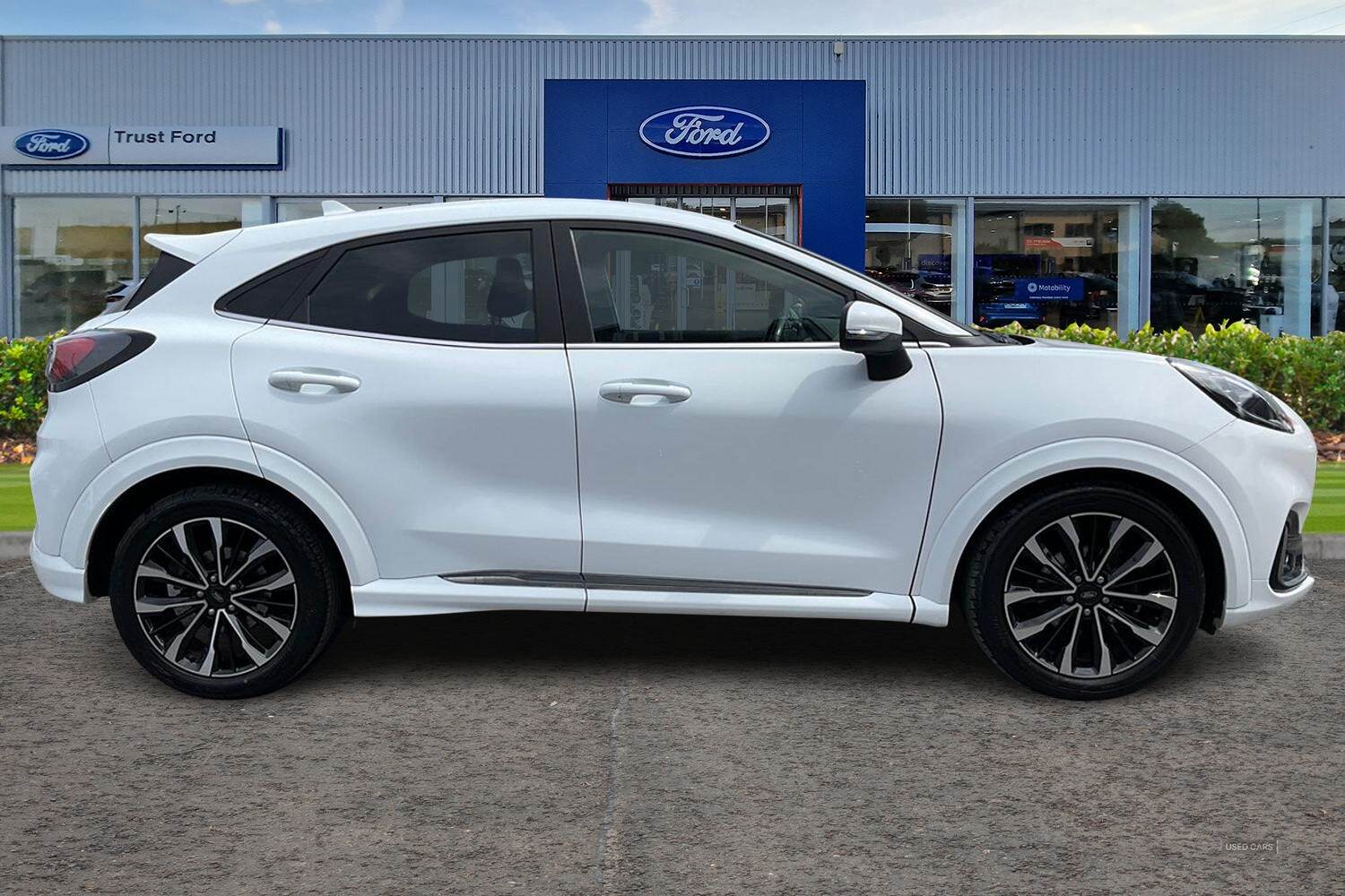Apr 2021 Ford Puma 1.0 EcoBoost Hybrid mHEV 155 ST-Line Vignale 5dr