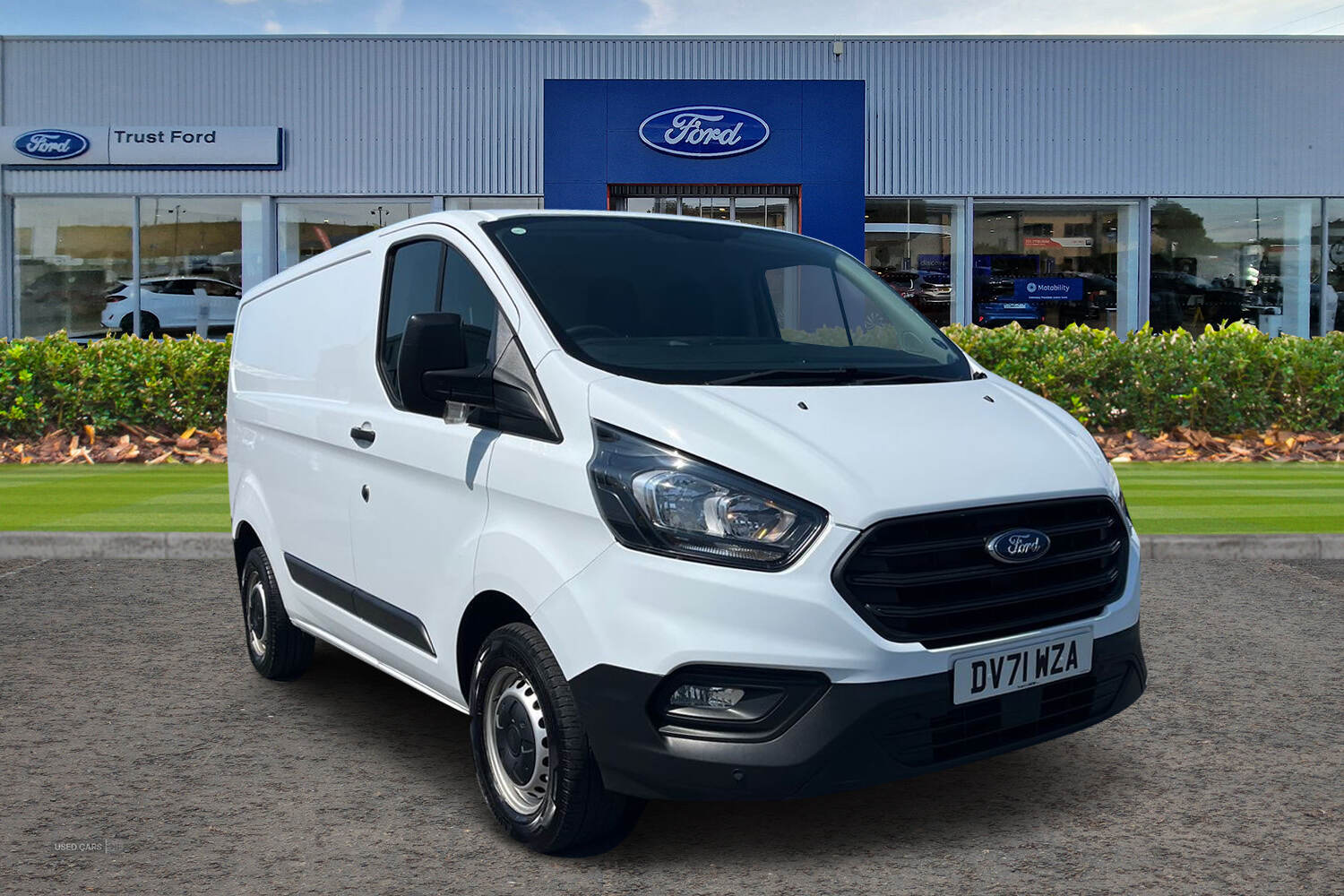 Nov 2021 Ford Transit Custom 2.0 EcoBlue 130ps Low Roof Leader Van