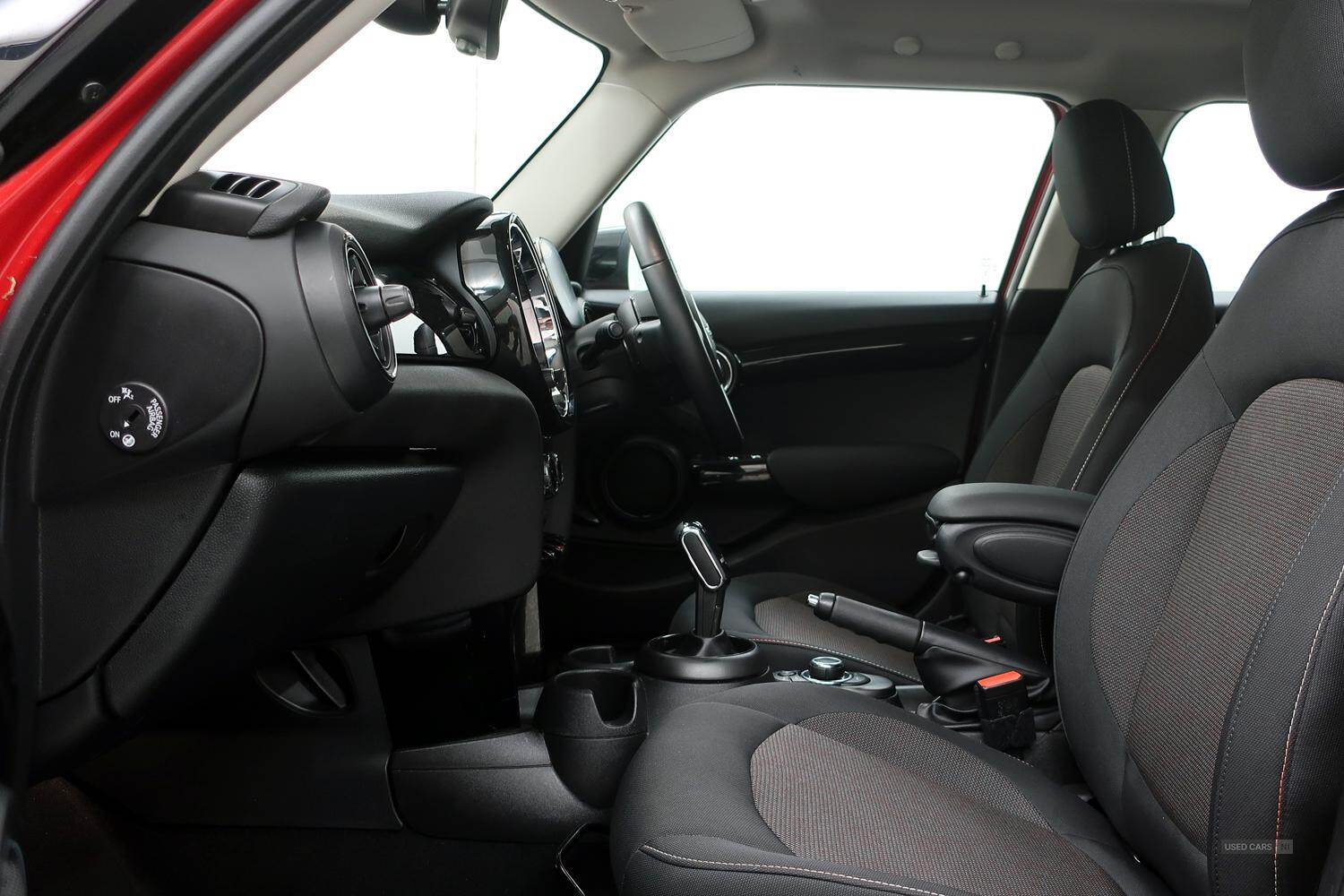 May 2021 MINI HATCHBACK 1.5 Cooper Classic 5dr Auto