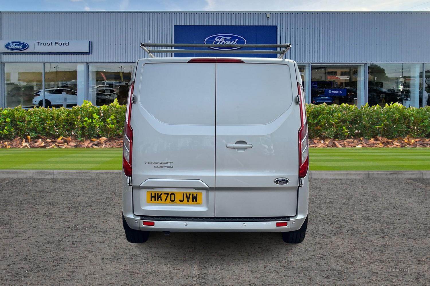 Dec 2020 Ford Transit Custom 2.0 EcoBlue 130ps Low Roof Limited Van