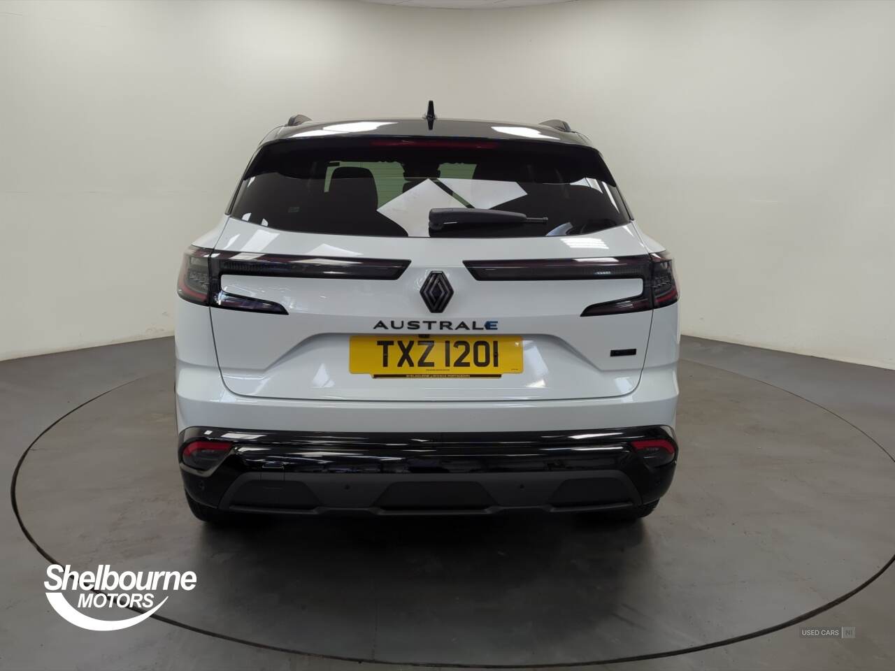 Nov 2023 Renault Austral E-Tech FHEV Iconic Esprit Alpine 5dr Auto 4C