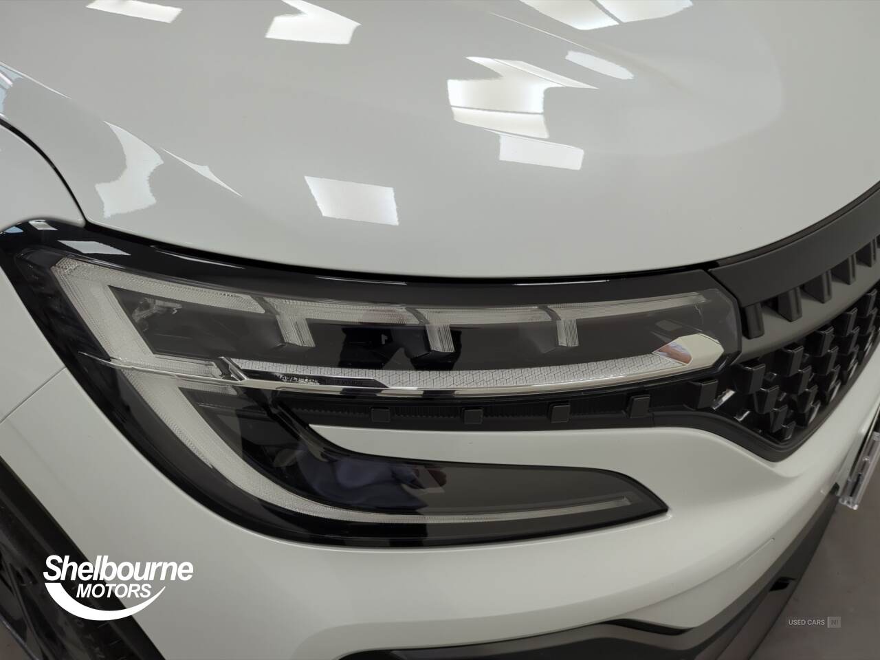 Nov 2023 Renault Austral E-Tech FHEV Iconic Esprit Alpine 5dr Auto 4C