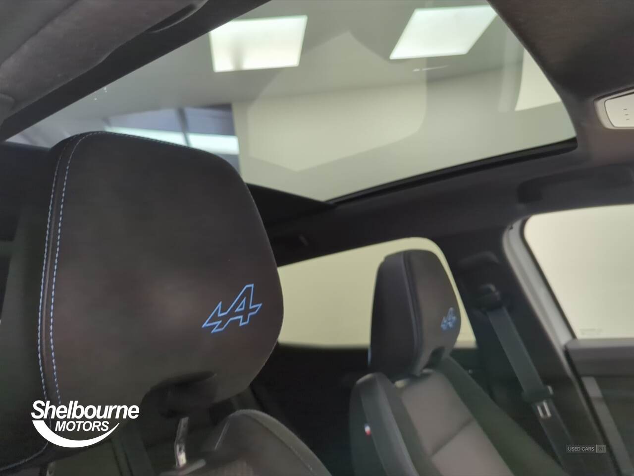 Nov 2023 Renault Austral E-Tech FHEV Iconic Esprit Alpine 5dr Auto 4C
