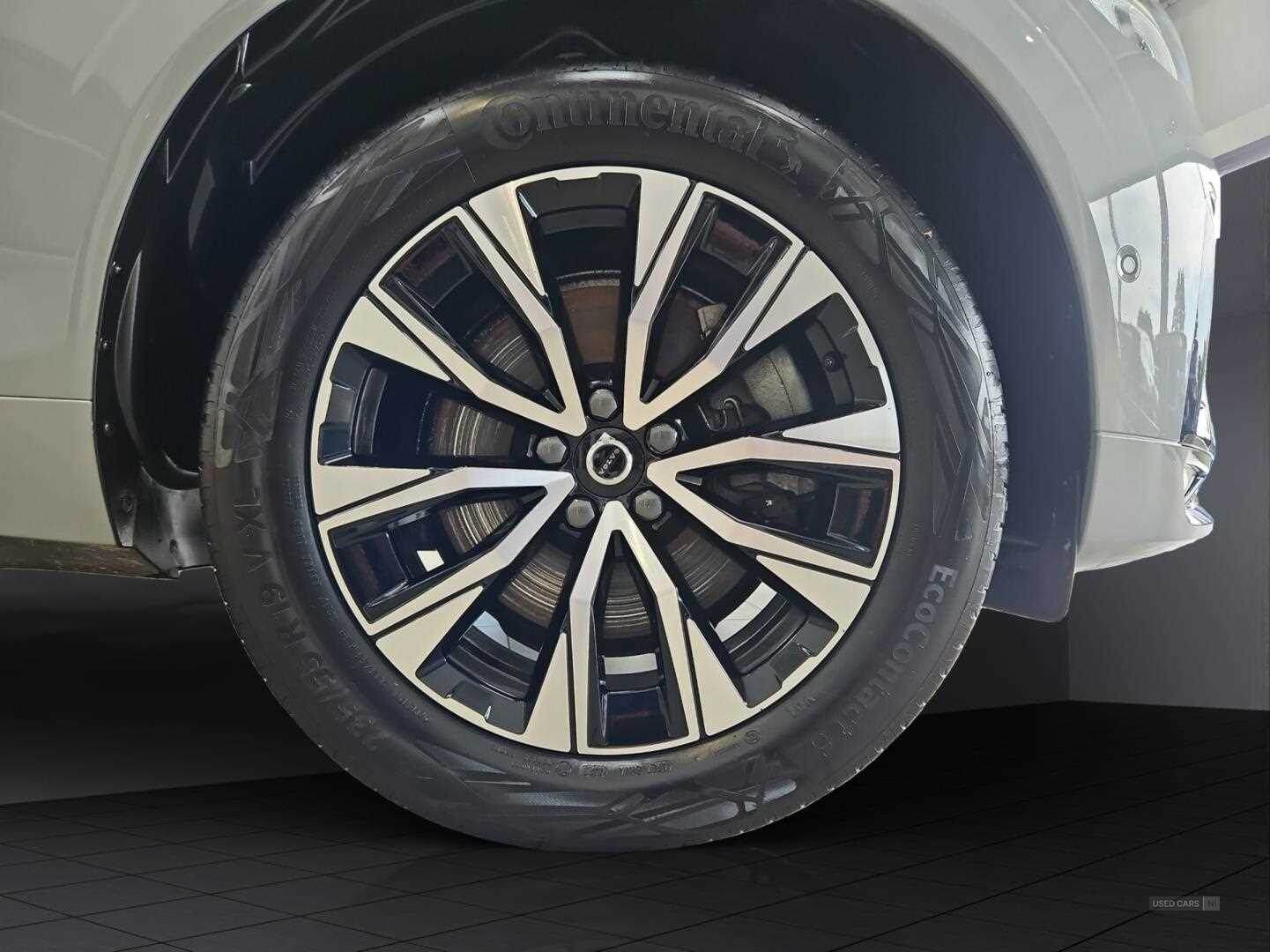 Jan 2024 Volvo XC60 2.0 B4D Plus Dark 5dr AWD Geartronic