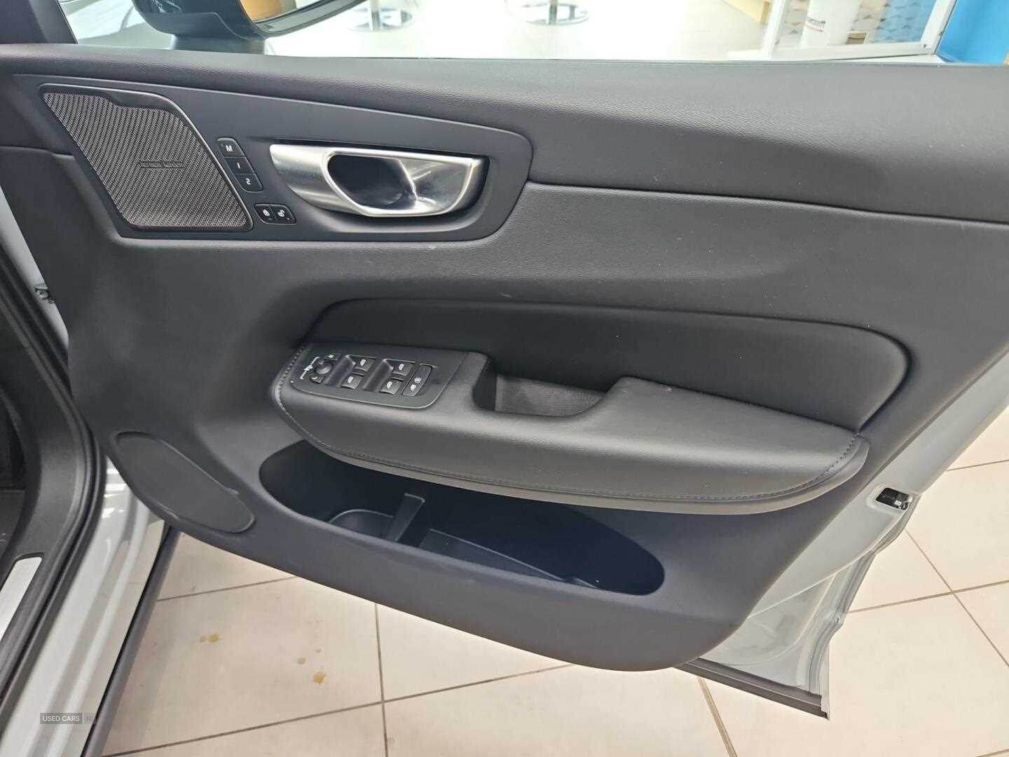 Jan 2024 Volvo XC60 2.0 B4D Plus Dark 5dr AWD Geartronic