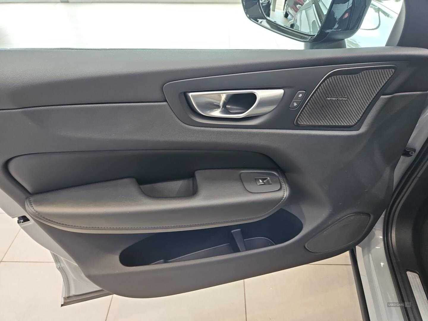 Jan 2024 Volvo XC60 2.0 B4D Plus Dark 5dr AWD Geartronic