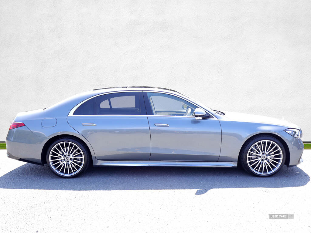 Oct 2021 Mercedes-Benz S Class S500L 4Matic AMG Line Premium Plus 4dr 9G-Tronic